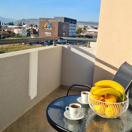 Zoya * Podgorica